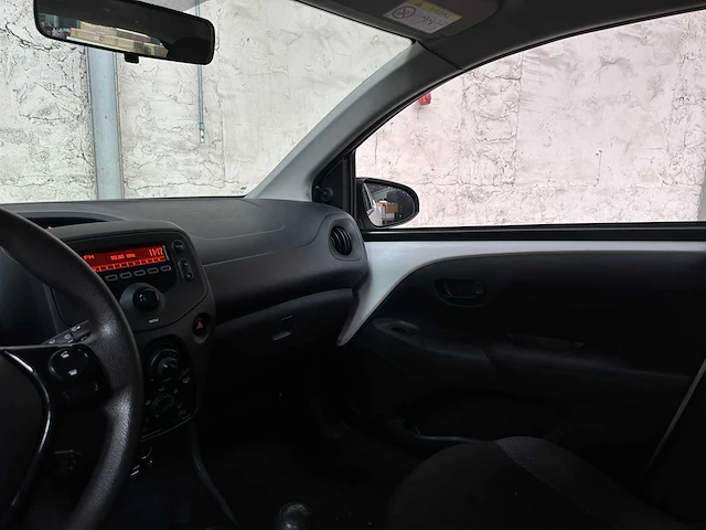 Toyota aygo 1.0 vvt-i x-fun 72pk 2019, zf-186-p - afbeelding 9 van  38