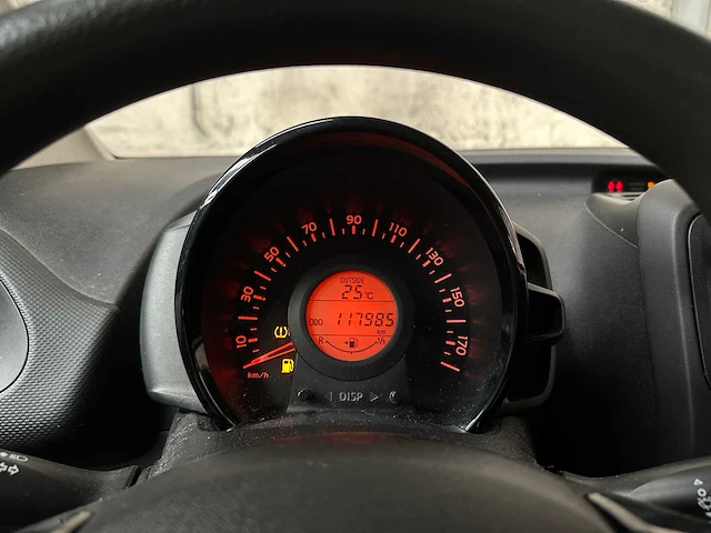 Toyota aygo 1.0 vvt-i x-fun 72pk 2019, zf-186-p - afbeelding 16 van  38