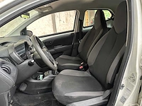 Toyota aygo 1.0 vvt-i x-fun 72pk 2019, zf-186-p - afbeelding 21 van  38