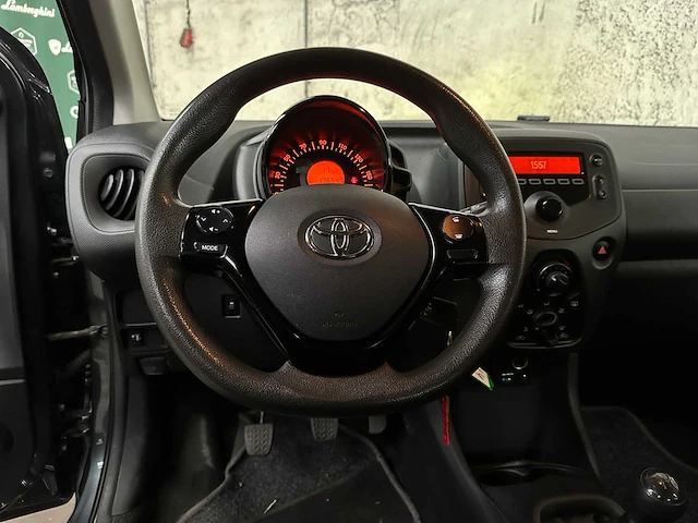 Toyota aygo 1.0 vvt-i x-fun 72pk 2020 (org-nl & eerste eigenaar), j-870-jz - afbeelding 10 van  38