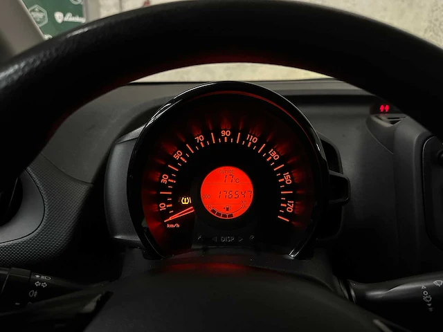 Toyota aygo 1.0 vvt-i x-fun 72pk 2020 (org-nl & eerste eigenaar), j-870-jz - afbeelding 17 van  38