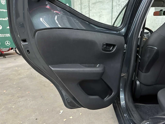 Toyota aygo 1.0 vvt-i x-fun 72pk 2020 (org-nl & eerste eigenaar), j-870-jz - afbeelding 24 van  38