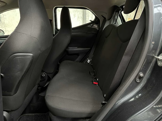 Toyota aygo 1.0 vvt-i x-fun 72pk 2020 (org-nl & eerste eigenaar), j-870-jz - afbeelding 25 van  38