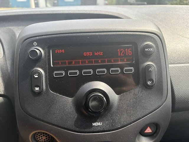 Toyota aygo 1.0 vvt-i x-fun , g-170-zv - afbeelding 6 van  28