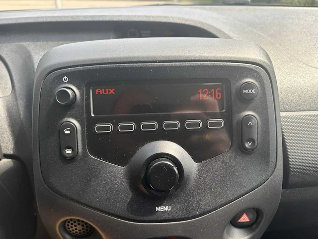 Toyota aygo 1.0 vvt-i x-fun , g-170-zv - afbeelding 7 van  28