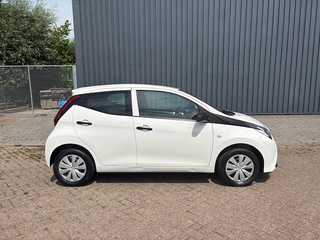 Toyota aygo 1.0 vvt-i x-fun , g-170-zv - afbeelding 19 van  28