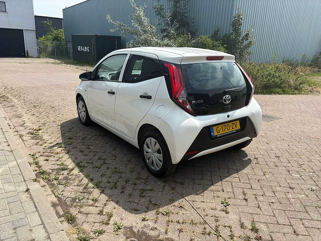 Toyota aygo 1.0 vvt-i x-fun , g-170-zv - afbeelding 23 van  28
