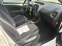Toyota aygo 1.0 vvt-i x-fun , g-170-zv - afbeelding 28 van  28
