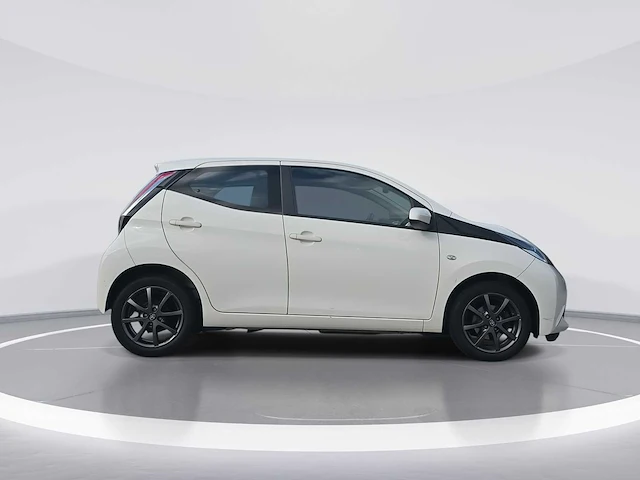 Toyota aygo 1.0 vvt-i x-play 2016 | kx-659-v - afbeelding 7 van  36