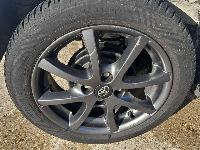 Toyota aygo 1.0 vvt-i x-play 2016 | kx-659-v - afbeelding 26 van  36