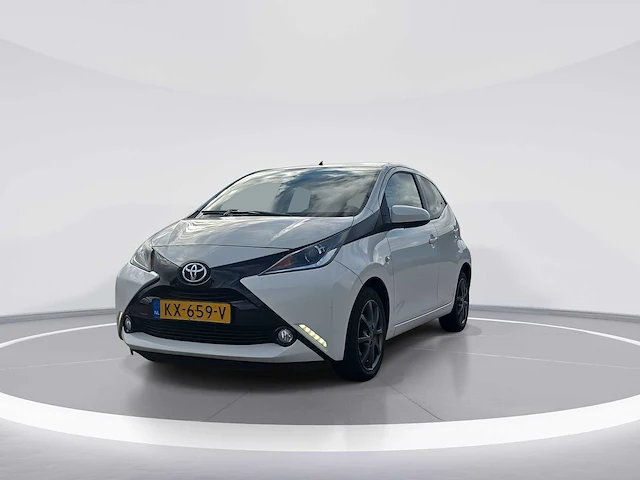 Toyota aygo 1.0 vvt-i x-play 2016 | kx-659-v - afbeelding 32 van  36