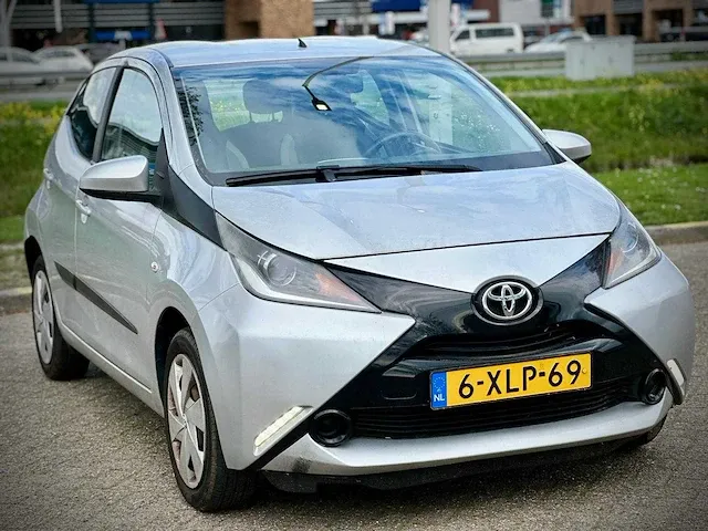 Toyota aygo 1.0 vvt i x play, 6-xlp-69 - afbeelding 6 van  12