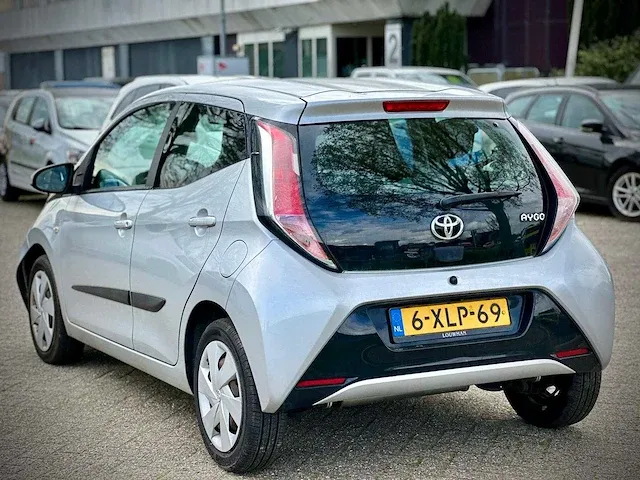 Toyota aygo 1.0 vvt i x play, 6-xlp-69 - afbeelding 7 van  12
