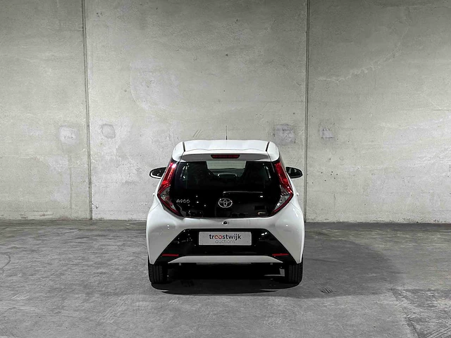 Toyota aygo 1.0 vvt-i x-play 72pk 2020, j-855-xb - afbeelding 4 van  38