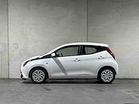 Toyota aygo 1.0 vvt-i x-play 72pk 2020, j-855-xb - afbeelding 6 van  38