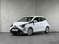 Toyota aygo 1.0 vvt-i x-play 72pk 2020, j-855-xb - afbeelding 1 van  38