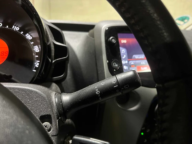 Toyota aygo 1.0 vvt-i x-play 72pk 2020, j-855-xb - afbeelding 15 van  38
