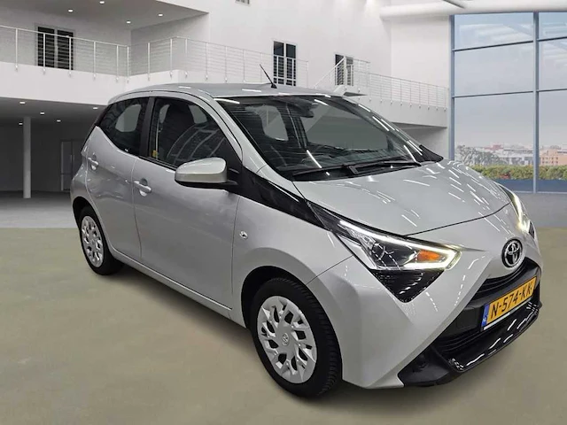 Toyota aygo 1.0 vvt-i x-play car 2021 | n-574-kk - afbeelding 11 van  18