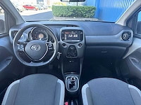 Toyota aygo 1.0 vvt-i x-play car 2021 | n-574-kk - afbeelding 25 van  28