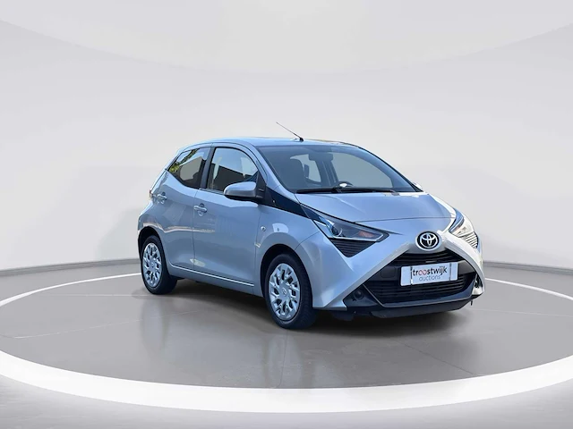Toyota aygo 1.0 vvt-i x-play car 2021 | n-574-kk - afbeelding 2 van  28