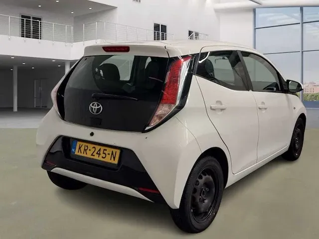 Toyota aygo 1.0 vvt-i x play, kr-245-n - afbeelding 12 van  19