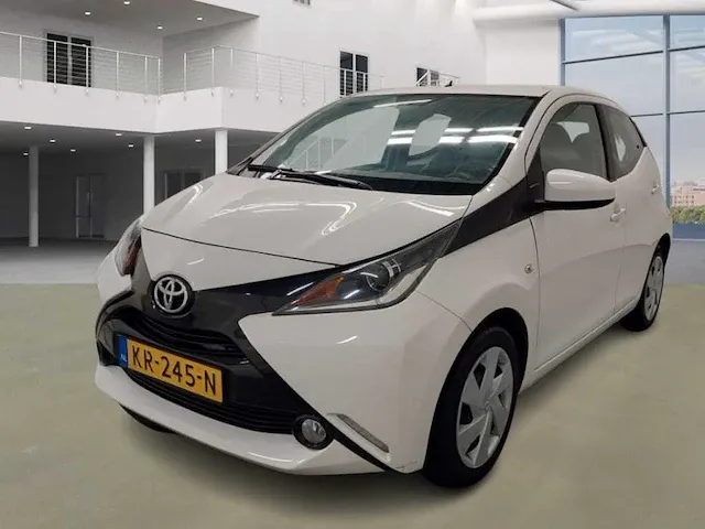 Toyota aygo 1.0 vvt-i x play, kr-245-n - afbeelding 1 van  19