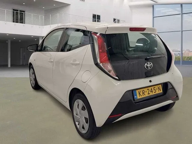 Toyota aygo 1.0 vvt-i x play, kr-245-n - afbeelding 14 van  19