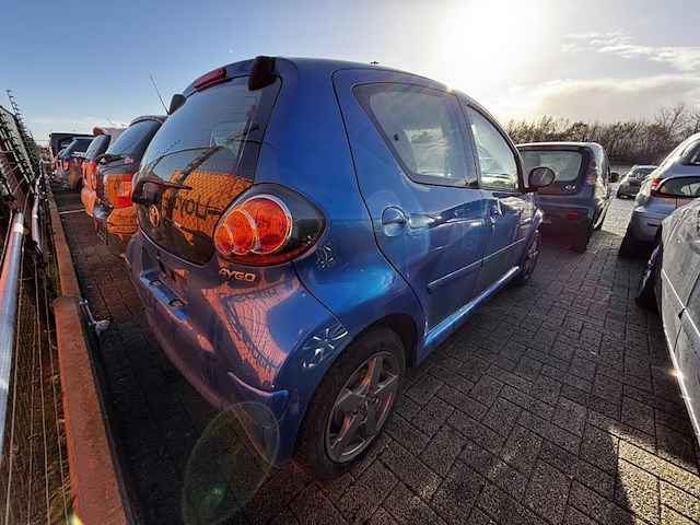 Toyota aygo 1.0i vvt-i car dance,2010 - afbeelding 16 van  21