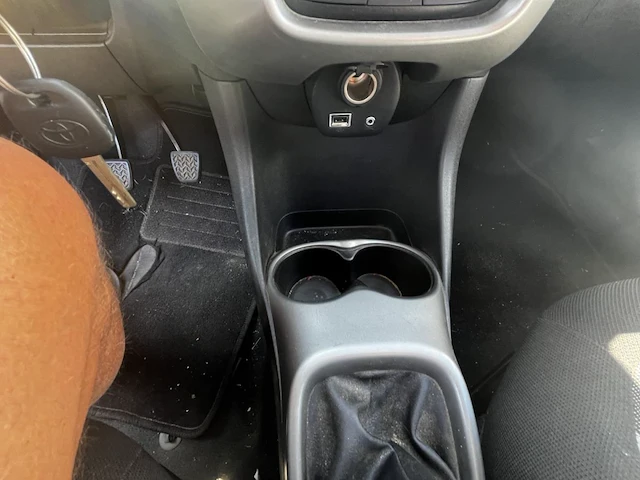 Toyota aygo 1.0i vvt-i x 69, 2015 - afbeelding 2 van  27