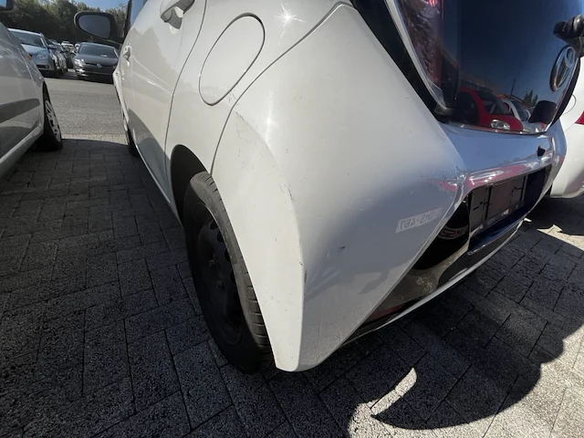 Toyota aygo 1.0i vvt-i x 69, 2015 - afbeelding 20 van  27