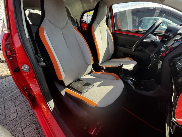 Toyota aygo 1.0i vvt-i x-play 69, 2015 - afbeelding 14 van  27