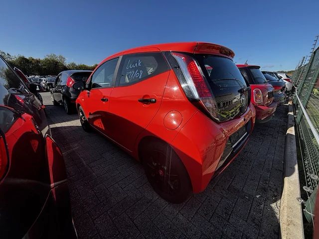 Toyota aygo 1.0i vvt-i x-play 69, 2015 - afbeelding 23 van  27