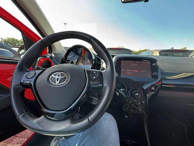 Toyota aygo 1.0i vvt-i x-play 69, 2015 - afbeelding 25 van  27