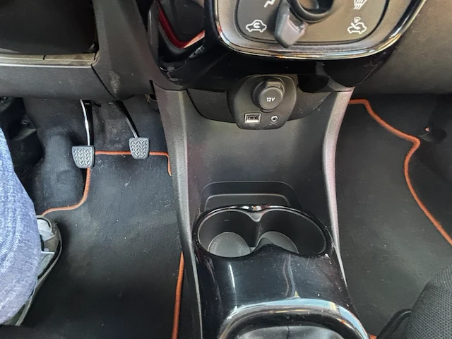 Toyota aygo 1.0i vvt-i x-play 69, 2015 - afbeelding 27 van  27