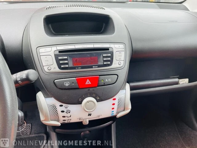 Toyota aygo 2012 – 1.0 vvt-i comfort - afbeelding 9 van  19