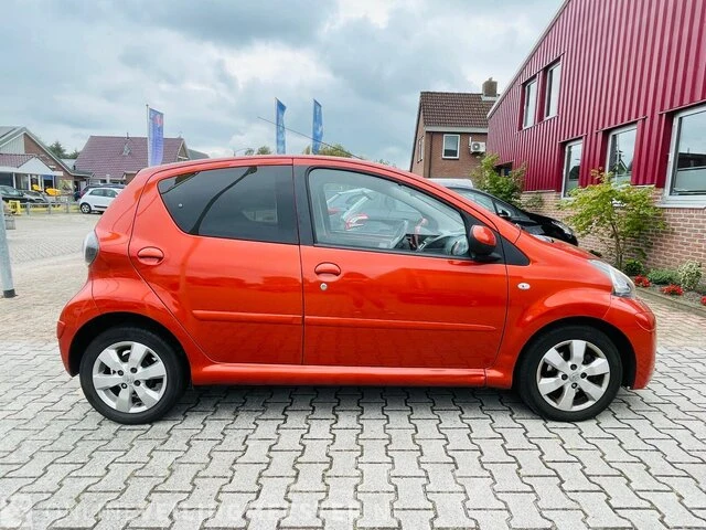 Toyota aygo 2012 – 1.0 vvt-i comfort - afbeelding 13 van  19