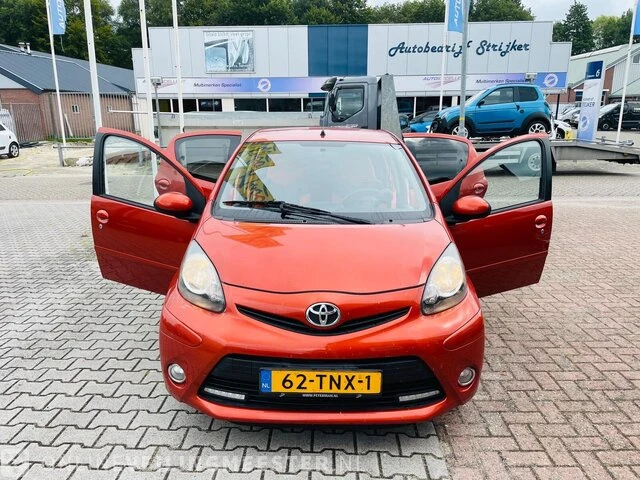 Toyota aygo 2012 – 1.0 vvt-i comfort - afbeelding 17 van  19