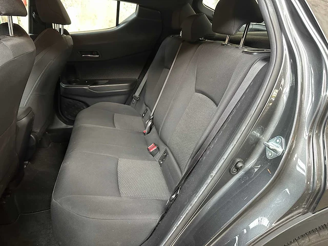 Toyota c-hr 1.2 dynamic 116pk 2017, ns-334-v - afbeelding 32 van  42