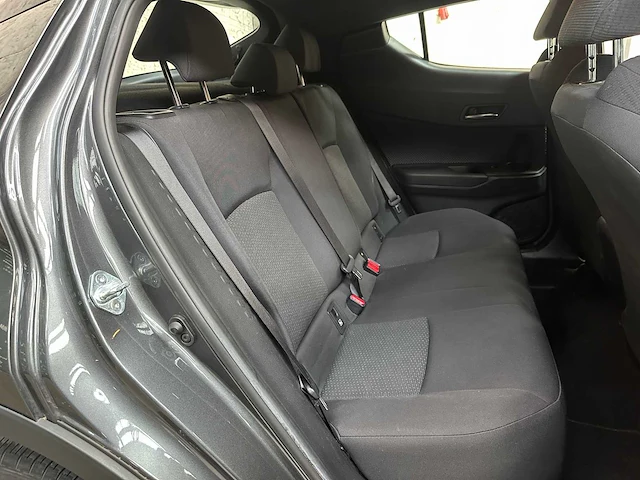 Toyota c-hr 1.2 dynamic 116pk 2017, ns-334-v - afbeelding 33 van  42