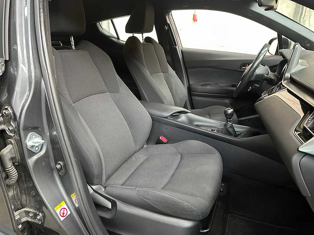 Toyota c-hr 1.2 dynamic 116pk 2017, ns-334-v - afbeelding 35 van  42