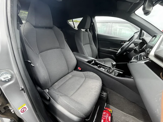 Toyota c-hr 1.2 turbo 2wd c-lub (eu6.2) 116, 2018 - afbeelding 15 van  28
