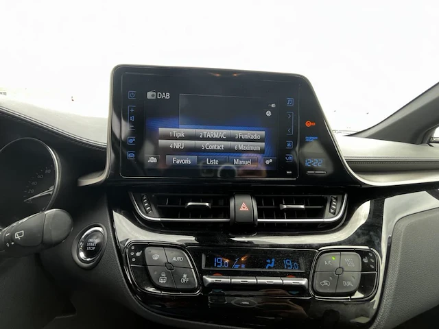 Toyota c-hr 1.2 turbo 2wd c-lub (eu6.2) 116, 2018 - afbeelding 28 van  28