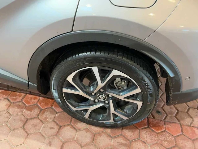 Toyota c-hr 1.8 hybrid team d 2018 - afbeelding 25 van  25