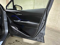 Toyota c-hr 2.0 hybrid bi-tone 152pk 2020, h-248-jv - afbeelding 32 van  42
