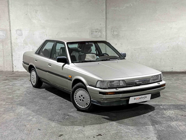 Toyota camry 2.0 xli tc 16 128pk 1987, sn-87-jy - afbeelding 33 van  34