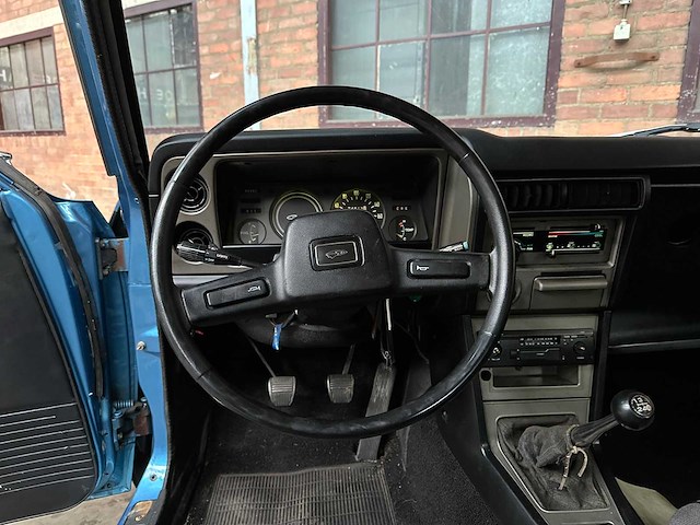 Toyota carina 1.6 de luxe 75pk 1976, 51-me-99 - afbeelding 13 van  37