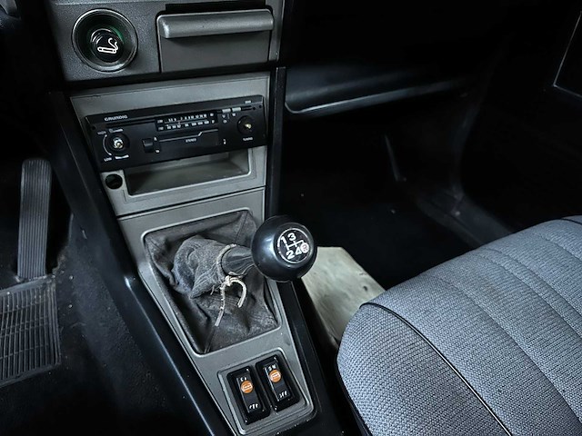 Toyota carina 1.6 de luxe 75pk 1976, 51-me-99 - afbeelding 18 van  37