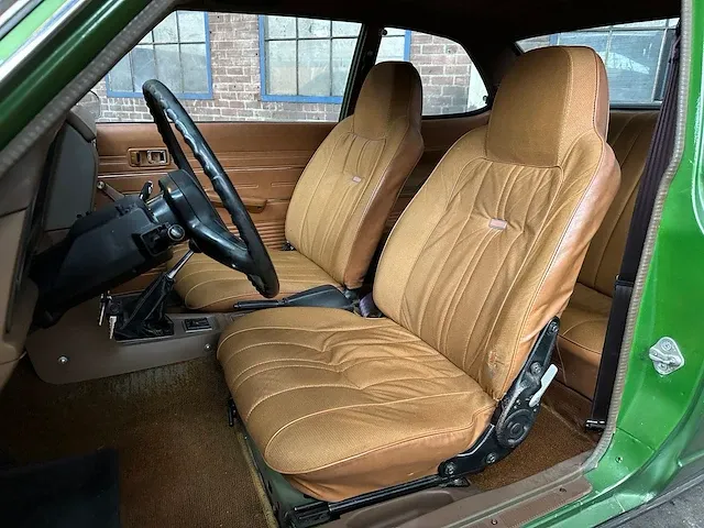 Toyota carina 1.6 de luxe 75pk 1976, 98-ju-66 - afbeelding 30 van  52