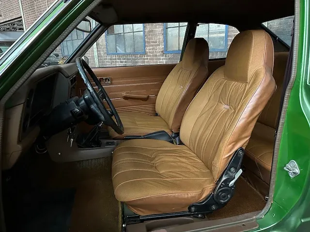 Toyota carina 1.6 de luxe 75pk 1976, 98-ju-66 - afbeelding 31 van  52