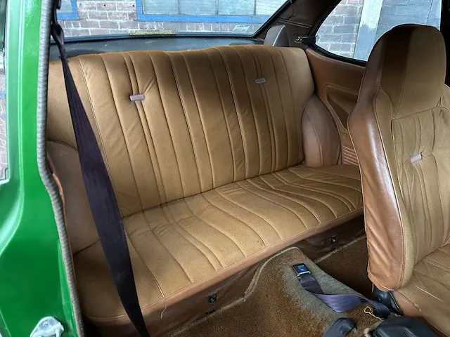 Toyota carina 1.6 de luxe 75pk 1976, 98-ju-66 - afbeelding 36 van  52
